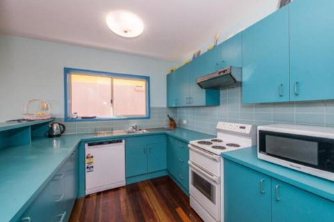 At Cylinder Unit 2 - Sunshine Coast Tourism 4