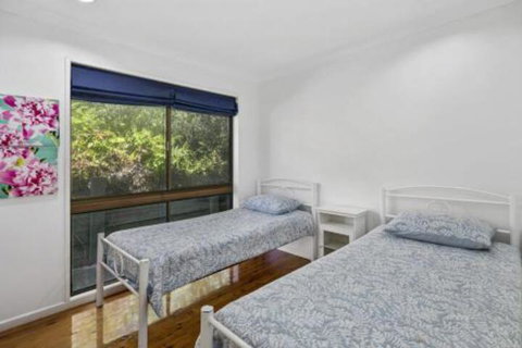 Beachtime - Sunshine Coast Tourism 7