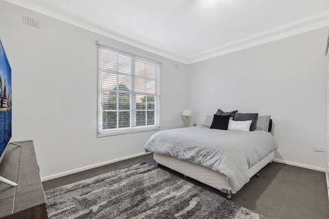 Waterview Beach House - Sunshine Coast Tourism 3