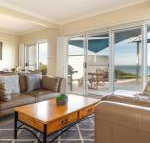Mamorhomy beachfront spacious apartment - Sunshine Coast Tourism