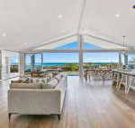 Dayz Dreamin pool gas fireplace  beachfront - Sunshine Coast Tourism