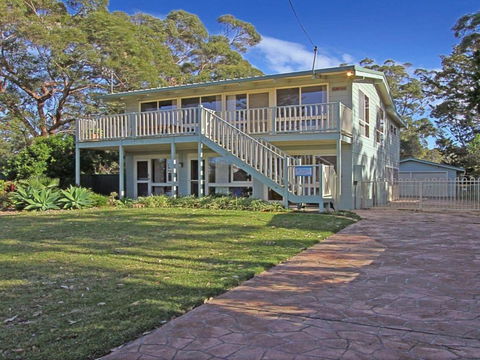 Gunyah An Idyllic Coastal Getaway - Holiday Sunshine Coast 1