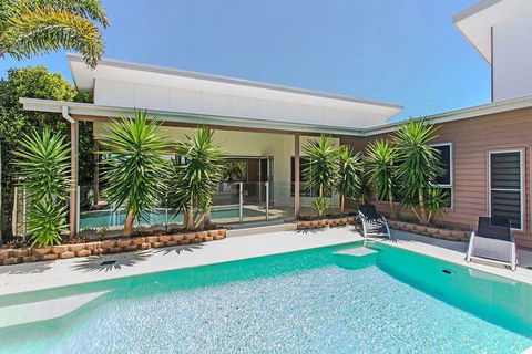 SPLASH At Kingscliff - Sunshine Coast Tourism 4