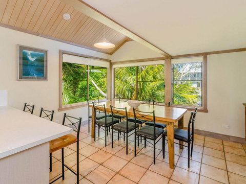 The Crest 2 At Beautiful Angourie - Holiday Sunshine Coast 4