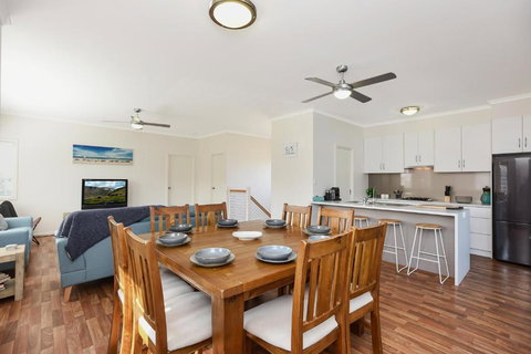 Moana Dreams - Holiday Sunshine Coast 5