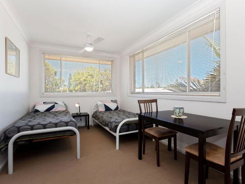 Argyle Cottage 41 Argyle Avenue Great Family Home For Holidays - Holiday Sunshine Coast 3