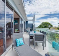 Modern McCrae Beauty - Sunshine Coast Tourism