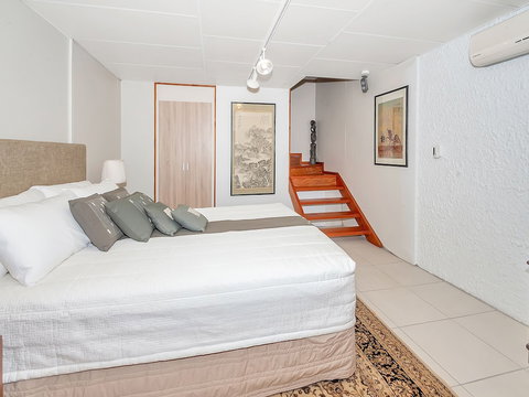 Unique Tropical Rainforest Getaway - Sunshine Coast Tourism 2