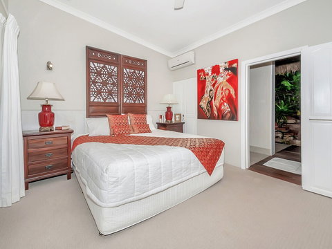 Unique Tropical Rainforest Getaway - Sunshine Coast Tourism 6