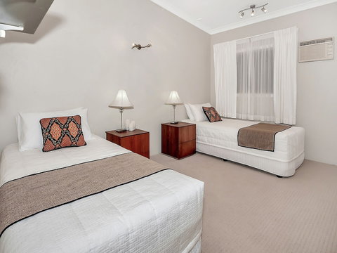 Unique Tropical Rainforest Getaway - Sunshine Coast Tourism 4