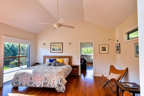 Afterglow Cottages - Holiday Sunshine Coast 1