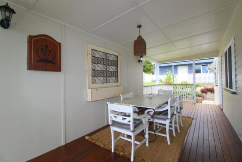 Crescent Haven 2A View Street - Sunshine Coast Tourism 2