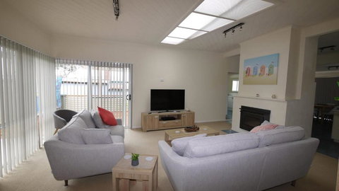 Position On Alexander - Sunshine Coast Tourism 5