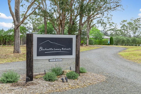 Blackwattle Luxury Retreats - Holiday Sunshine Coast 3