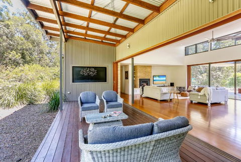 Calanthe Acreage Doonan - Holiday Sunshine Coast 5