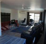 2 29 Rumbalara Avenue Rainbow Beach Bring your dog or your cat or bring both Free Wi Fi - Holiday Sunshine Coast