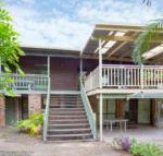 33 Cooloola Drive Rainbow Beach Walk to the beach pet friendly - Holiday Sunshine Coast