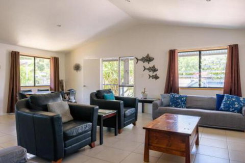 6 Bomburra Court Rainbow Beach Pet Friendly In Great Bush & Beach Location - Holiday Sunshine Coast 0