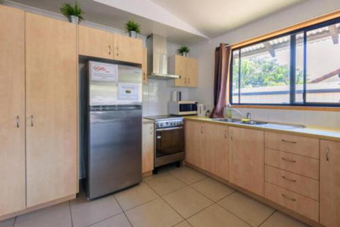 6 Bomburra Court Rainbow Beach Pet Friendly In Great Bush & Beach Location - Holiday Sunshine Coast 6