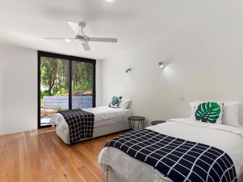 The Cube Striking Architectural Showpiece - Holiday Sunshine Coast 3