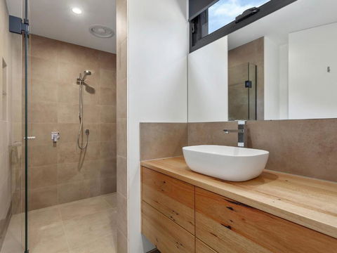 The Cube Striking Architectural Showpiece - Holiday Sunshine Coast 2