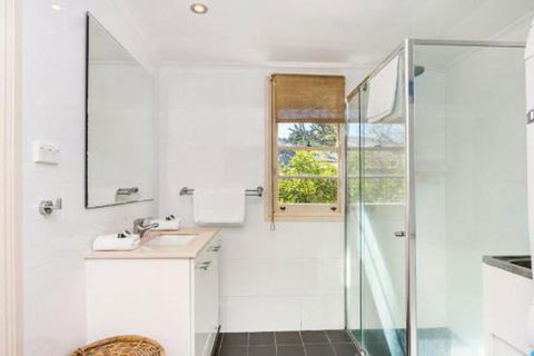 Wambiri On Lighthouse Road - Sunshine Coast Tourism 2