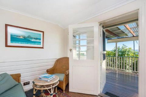 Wambiri On Lighthouse Road - Sunshine Coast Tourism 7