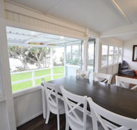 Golden Sands at Beachmere - Holiday Sunshine Coast