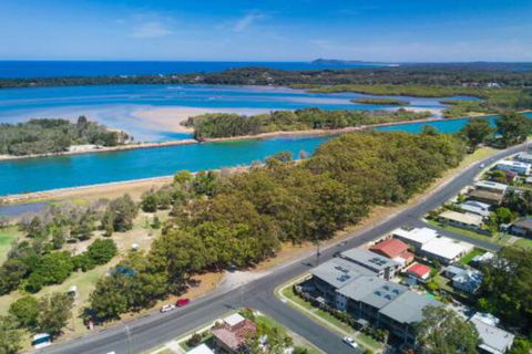 Suibhne Modern Unit Opposite River - Sunshine Coast Tourism 5