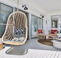Lighthouse Lodge - Sunshine Coast Tourism
