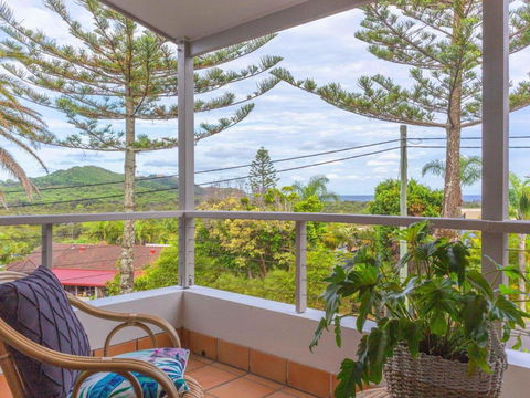 EAST COAST ESCAPES Lighthouse Studio - Sunshine Coast Tourism 2