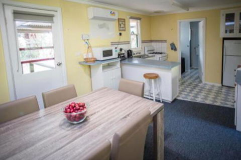 Malakai Farm Stay - Sunshine Coast Tourism 5