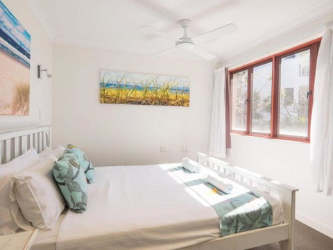 First Point Down - Sunshine Coast Tourism 2