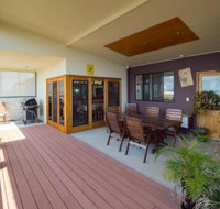 Blue Water Retreat Upstairs - Sunshine Coast Tourism