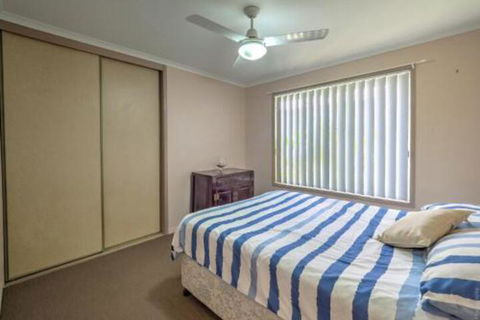Affordable Holiday Home - Holiday Sunshine Coast 2