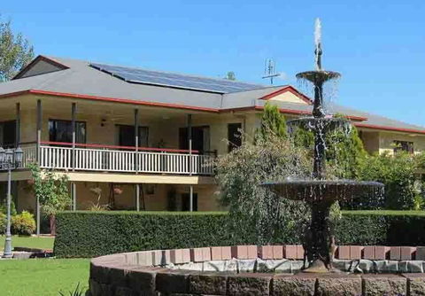 Allora Lodge Bed & Breakfast - Holiday Sunshine Coast 4