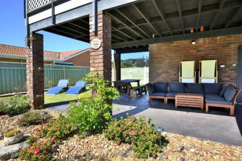 Summer Sands Pet Friendly - Holiday Sunshine Coast 2