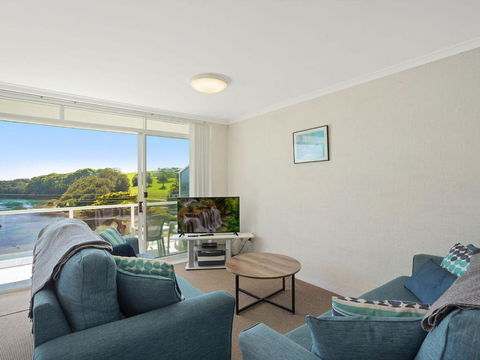 Sapphire Waters Unit 3 - Sunshine Coast Tourism 6