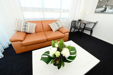 Apartments At 79 Goondoon - Holiday Sunshine Coast 3