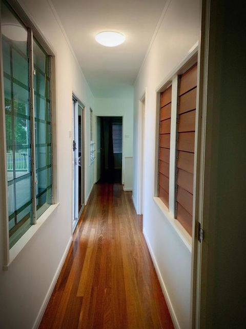 Holiday Rental Huge House With Beach Views - Sunshine Coast Tourism 2