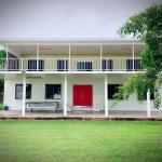Holiday Rental Huge House With Beach Views - Sunshine Coast Tourism 0