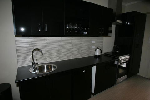 Kindred Lodge Apartments - Holiday Sunshine Coast 6