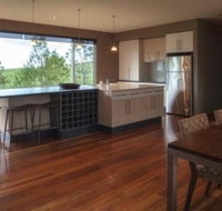 THE Lake House - Surf Side - Sunshine Coast Tourism