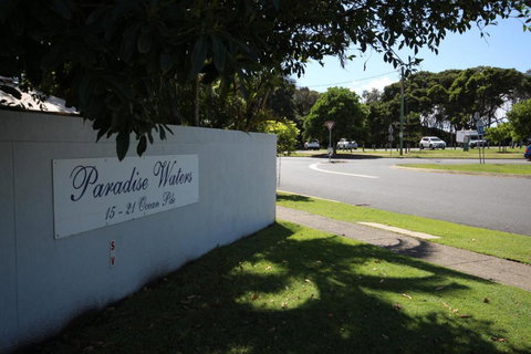 Paradise Waters No. 13 - Sunshine Coast Tourism 6