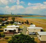 Lake Callide Retreat - Sunshine Coast Tourism