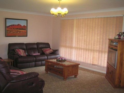 SEASCAPE In NARRAWALLEE - Sunshine Coast Tourism 2