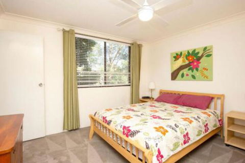 Apartment With Inground Pool - Holiday Sunshine Coast 3