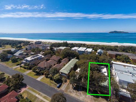 Pet Friendly Bennetts Beach Cottage - Sunshine Coast Tourism 2
