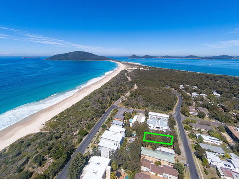 Pet Friendly Bennetts Beach Cottage - Sunshine Coast Tourism 6