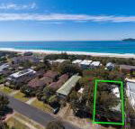 Pet Friendly Bennetts Beach Cottage - Sunshine Coast Tourism